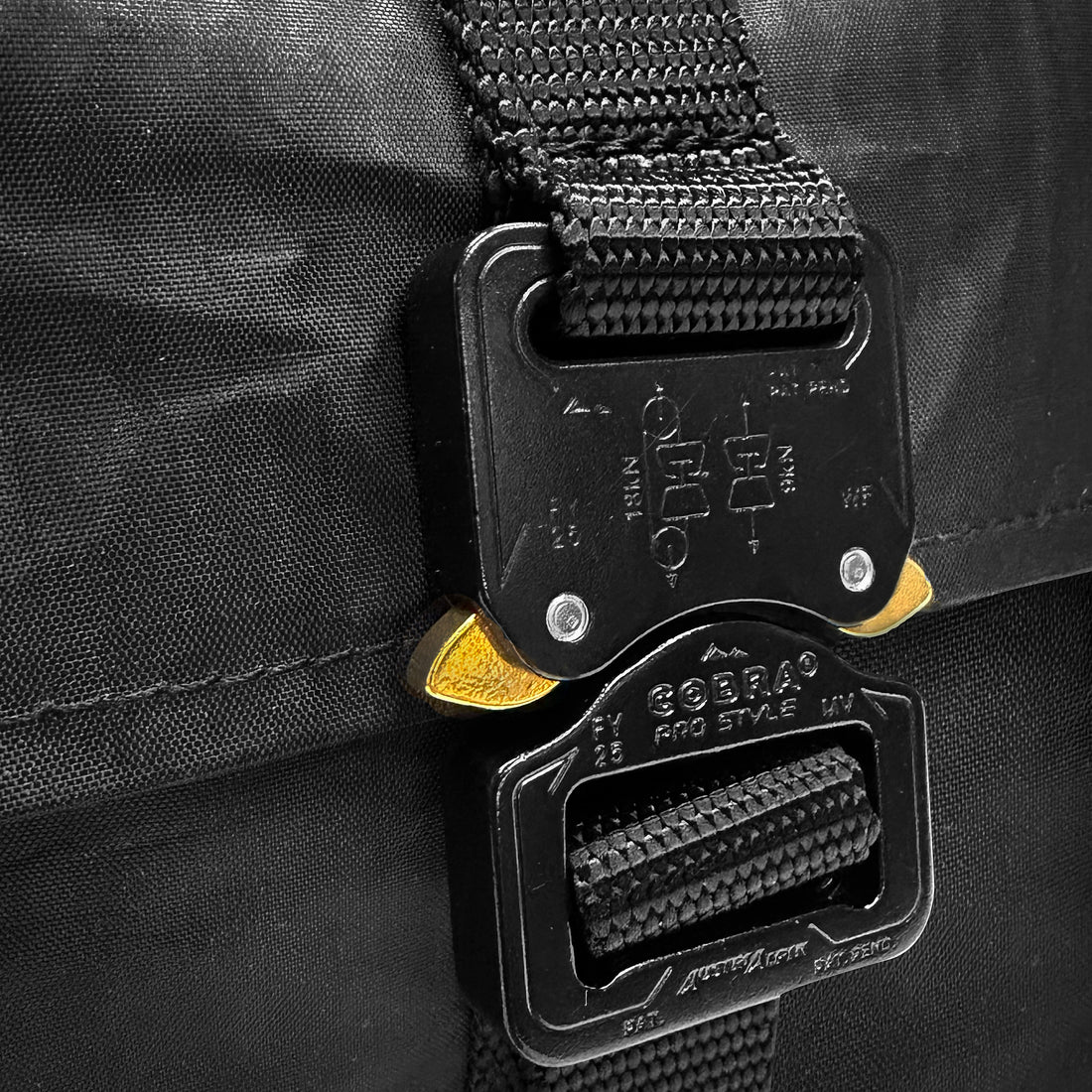Defender DayTripper / INVERTED Black Dyneema® x Coyote X-Pac™ Lining / Ships in 6-10 Weeks