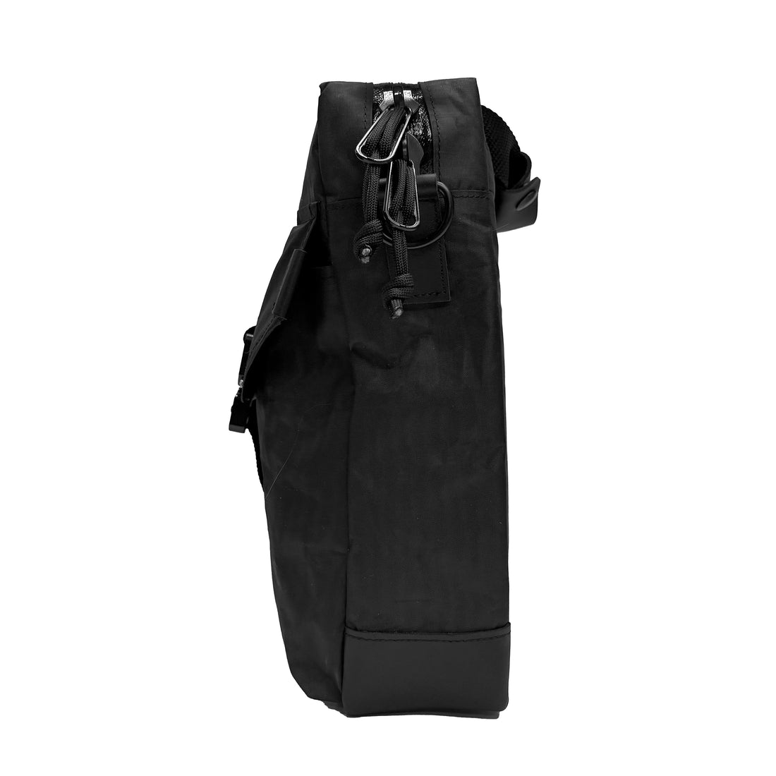Defender DayTripper / INVERTED Black Dyneema® x Coyote X-Pac™ Lining / Ships in 6-10 Weeks