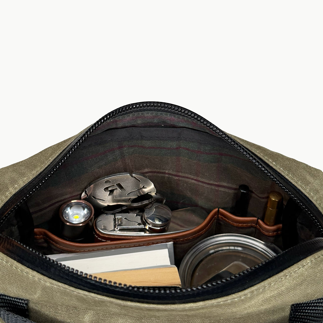 SHIPS IN 6-8 WEEKS / Defender DayTripper / Olive Drab TEXWAX™ Original Wax Canvas x TexWax™ Autumn Plaid Wax Canvas