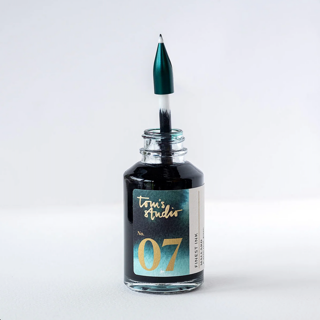 The Wren Brass Pen / Bundle with Tom's Ink / Milled in the UK / Ships in 1-2 Weeks