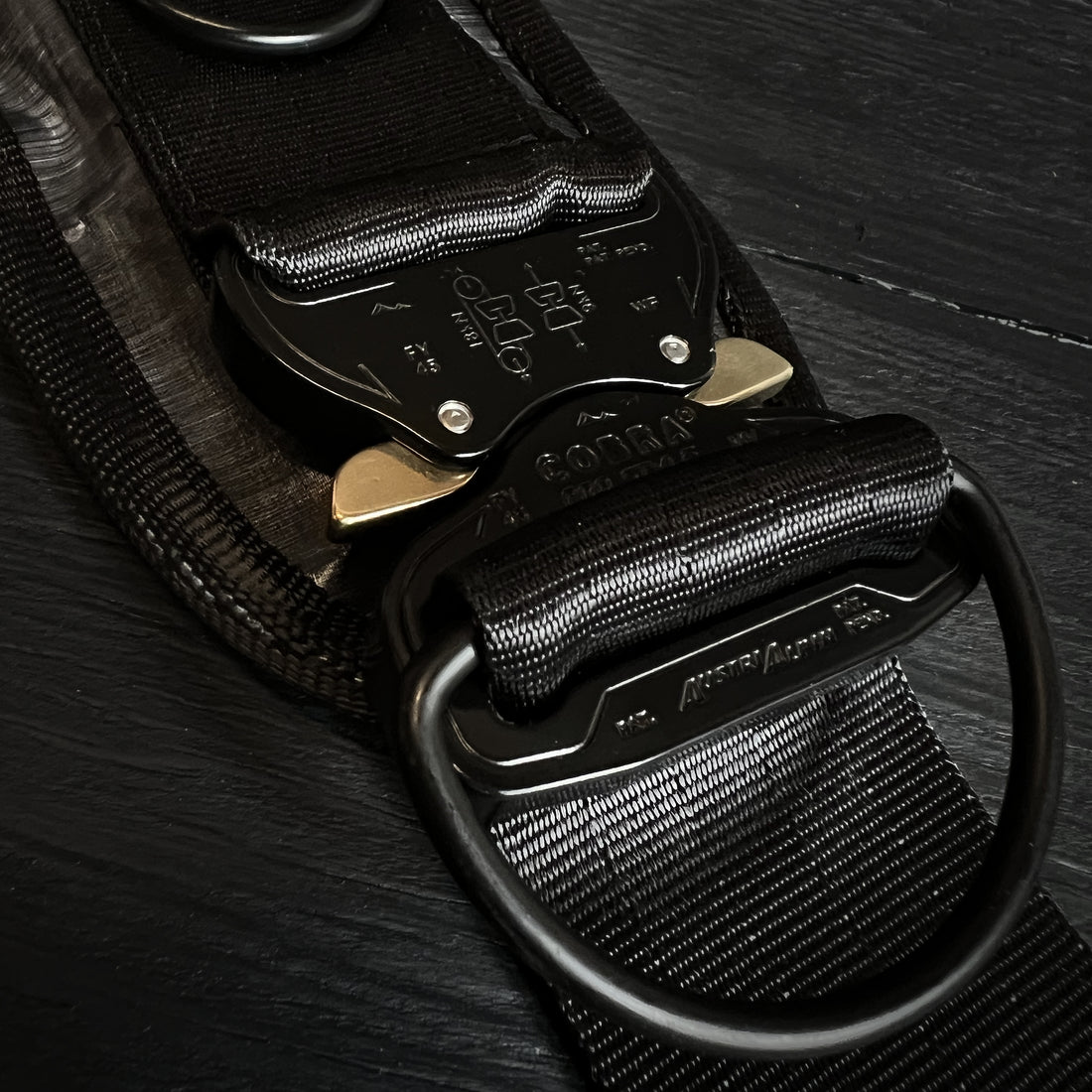 The Ultimate Crossbody Strap Black Dyneema® x Closed-Cell Foam Padding x AustriAlpin® Cobra Buckle / Ships in 6-10 Weeks