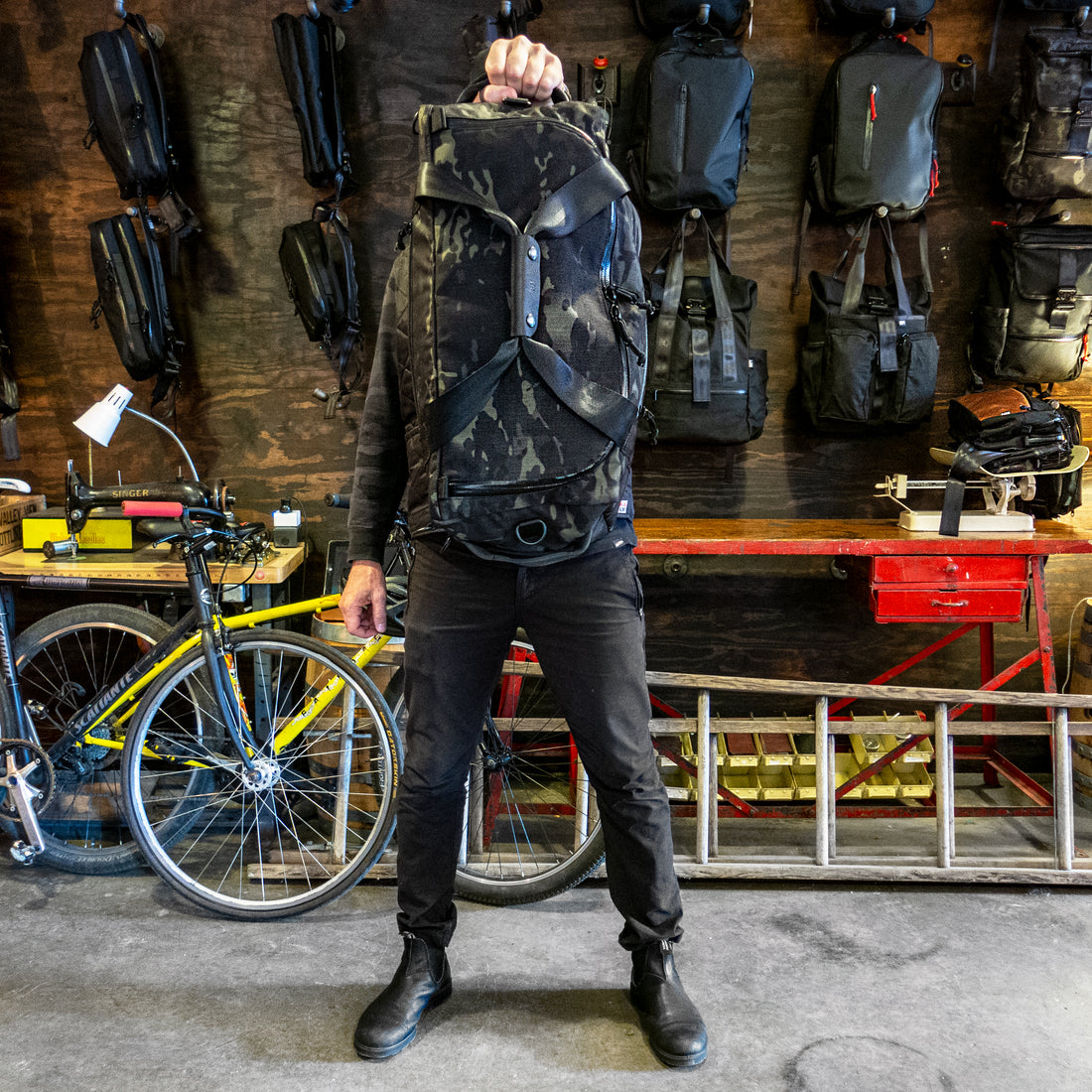 The Rover Backpack Rogue Camo MultiCam Black™ CORDURA®