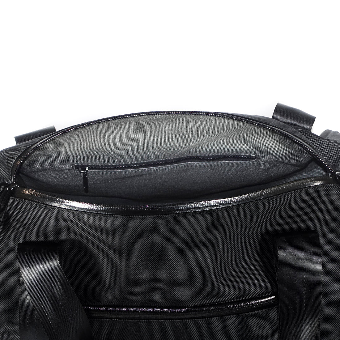 The Ultimate Overnighter Ballistic Nylon / Low Stock